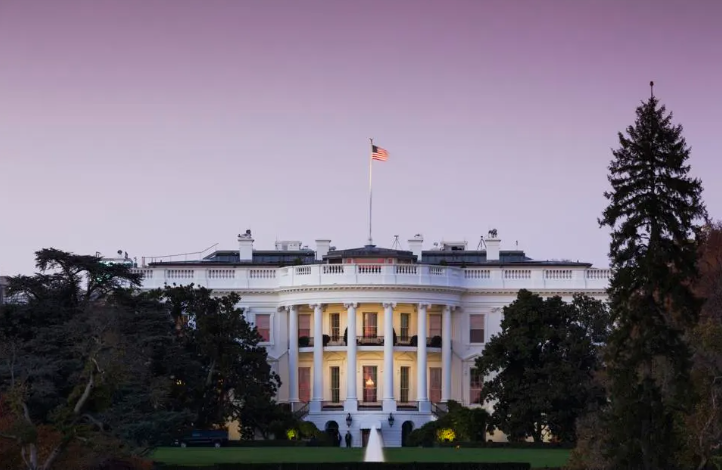 Visit White House in Washington