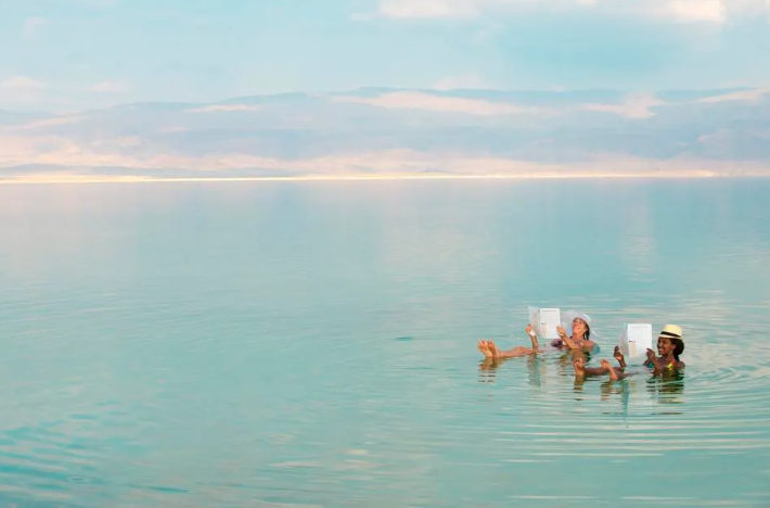 Enjoy to Float on Dead Sea 